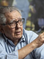 Foi Barretão quem sugeriu a Caetano dar o título ‘Tropicália’ Foi Barretão quem sugeriu a Caetano dar o título 'Tropicália' à sua canção