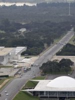 Governo admite transição para fim da escala 6×1, mas descarta Governo admite transição para fim da escala 6×1, mas descarta desoneração