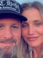 Guitarrista anuncia nascimento de terceiro filho com Cameron Diaz