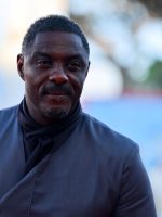 Idris Elba, Cynthia Erivo e Warwick Davis estão em lista Idris Elba, Cynthia Erivo e Warwick Davis estão em lista de honrarias de Ano Novo do rei Charles