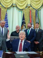 Impulso de Trump a terapias psicodélicas consagra adesão da direita e afasta a contracultura