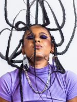 Ju Dorotea lança o primeiro álbum, 'Oh nóis aqui', para reforçar o time feminino do hip hop com 'grito de resistência'