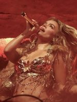 Karol G anuncia show no Brasil em 2027