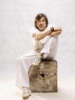 Lenine transita por Brasil e Argentina, de maio a setembro, com a turnê 'Eita'