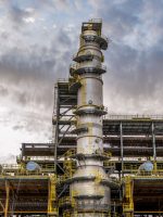 Lucro da Aramco salta e CEO alerta para disrupção no mercado de petróleo até 2027