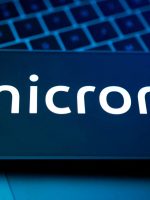 Micron entra para o clube do US$1 trilhão, em dia de recorde do S&P 500