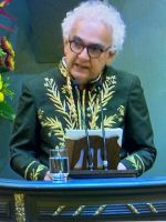 Milton Hatoum toma posse na ABL