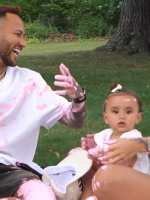 Neymar e Bruna Biancardi anunciam gravidez de terceira filha: ‘Eu Neymar e Bruna Biancardi anunciam gravidez de terceira filha: 'Eu vou endoidar'