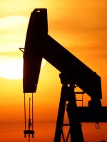 Petróleo pode ir a US$ 200 com guerra até junho, diz Macquarie; veja mais projeções