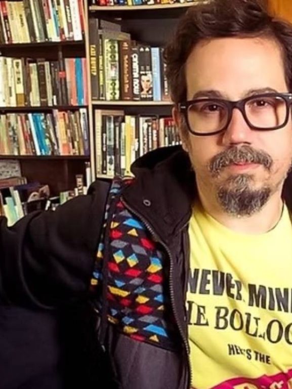 Polícia investiga morte de Ricardo Spencer; corpo do cineasta foi Polícia investiga morte de Ricardo Spencer; corpo do cineasta foi encontrado no Copan