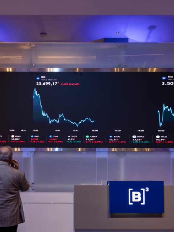 Por que o Ibovespa subiu quase 3% e chegou ao Por que o Ibovespa subiu quase 3% e chegou ao maior valor desde 14 de maio nesta 6ª?