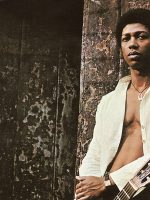 Primeiro álbum de Djavan faz 50 anos como retrato perene, mas incompleto, do cancioneiro singular do compositor