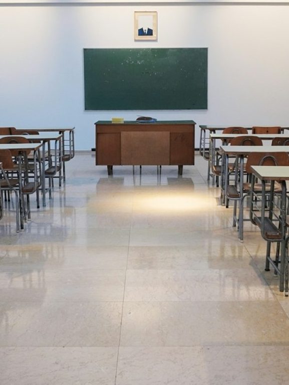 Queda gradual de juros? Escolas e passagens puxam IPCA e reduzem otimismo do mercado