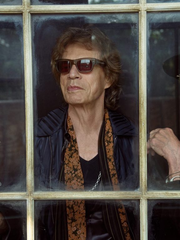Rolling Stones anunciam novo álbum com participação de Paul McCartney e Robert Smith