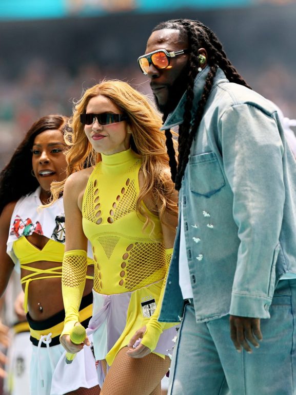 Shakira, Maná, J Balvin e mais estrelas da música participam Shakira, Maná, J Balvin e mais estrelas da música participam de festa de abertura da Copa do Mundo 2026