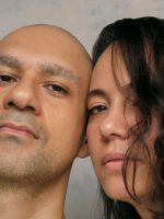 Siso apresenta em março 'Ferro e fogo', álbum autoral que traz Tiê e Luiza Brina