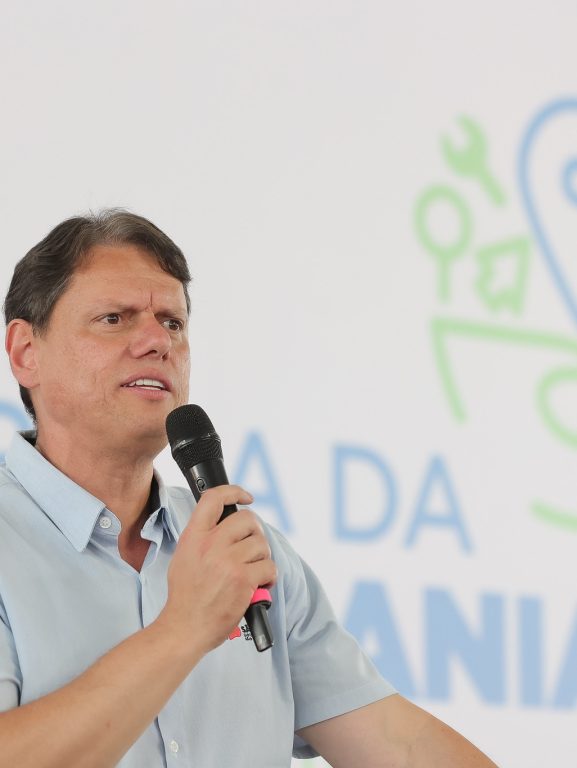 Tarcísio diz ter certeza de que reunião com Flávio na Tarcísio diz ter certeza de que reunião com Flávio na quarta-feira será positiva