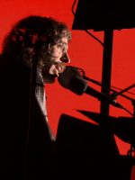 Tim Bernardes compõe e grava músicas novas enquanto fecha o Tim Bernardes compõe e grava músicas novas enquanto fecha o ciclo do show do álbum 'Mil coisas invisíveis'