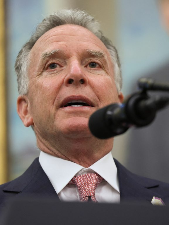 Trump crê em paz pela força; acordo em Gaza não seria possível sem isso