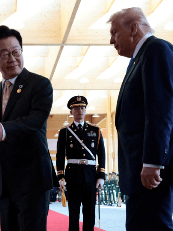 Trump e presidente da Coreia do Sul discutem resultado da cúpula EUA-China