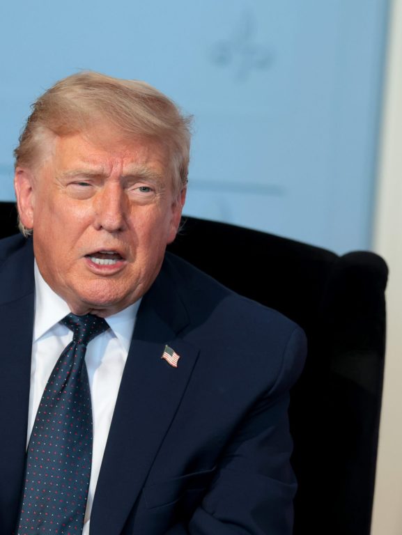 Trump volta a atacar imprensa dos Estados Unidos e exalta vitória eleitoral