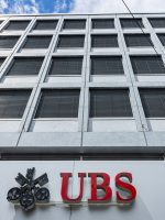 UBS pode cortar mais 10 mil empregos até 2027, informa UBS pode cortar mais 10 mil empregos até 2027, informa jornal suíço