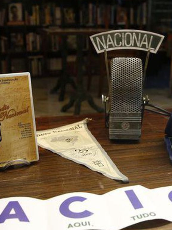 Viva Maria celebra o Dia Nacional do Rádio
