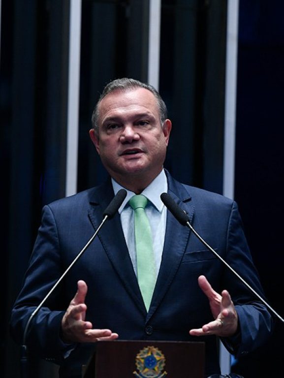 Wellington Fagundes lidera 1º e 2º turno no MT