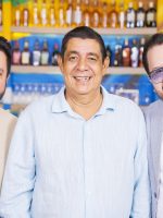 Zeca Pagodinho se confirma querido em todos os segmentos musicais ao fazer feats com Bruno & Marrone e Ivan Lins