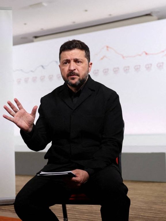Zelensky diz que Rússia “perdeu o Mar Negro” e cria academia naval