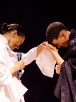 Zélia Duncan e Fitti buscam a 'virtude do exagero' em show sobre as paixões de Angela Maria e Cauby Peixoto