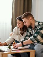 como fazer um planejamento financeiro desde a festa até a vida a dois?