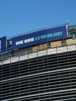 tarifa de R$ 700 para ônibus da Copa vira guerra política nos EUA